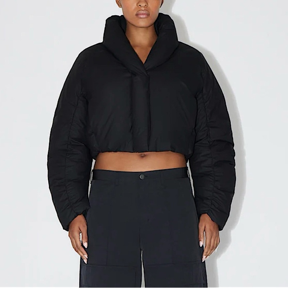 ❤️ NWOT KHY BY KYLIE JENNER CROPPED PUFFER JACKET